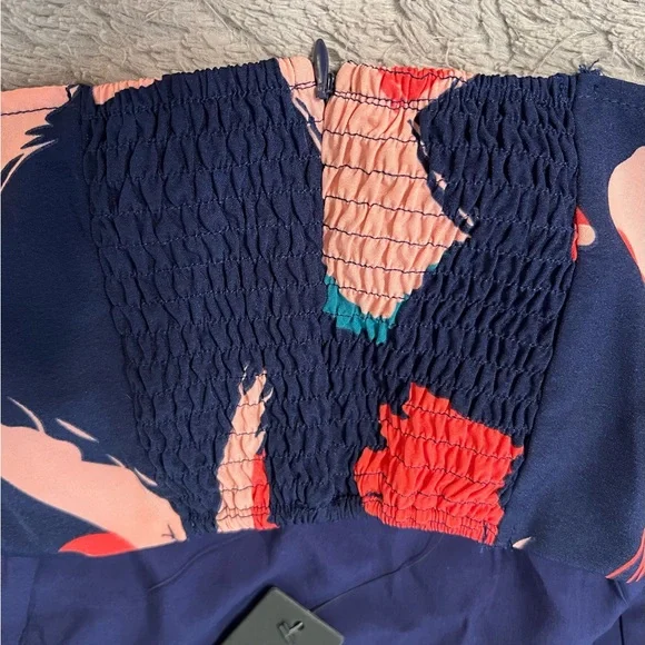 Lulu’s Navy Abstract Print wrap skirt with cropped halter top set. - Picture 5 of 9